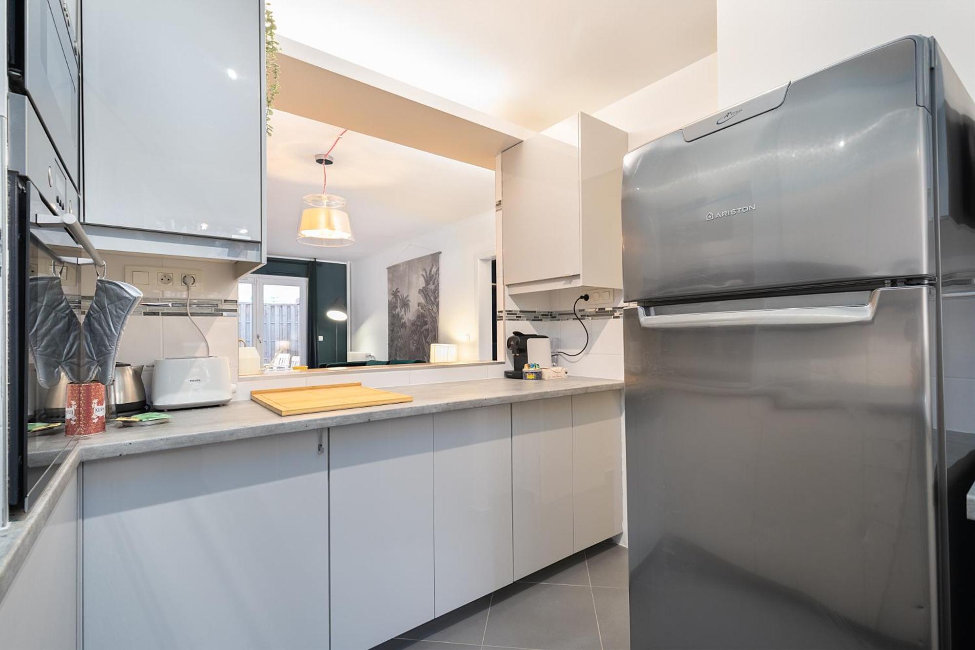 Cosy'N Paris - Parking Secure - Metro 14 - Wifi - Terrace - Premium Bedding Appartement Gentilly Buitenkant foto